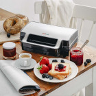 ADLER 2-IN-1 SANDWICH MAKER 1400W BLACK/SILVER
